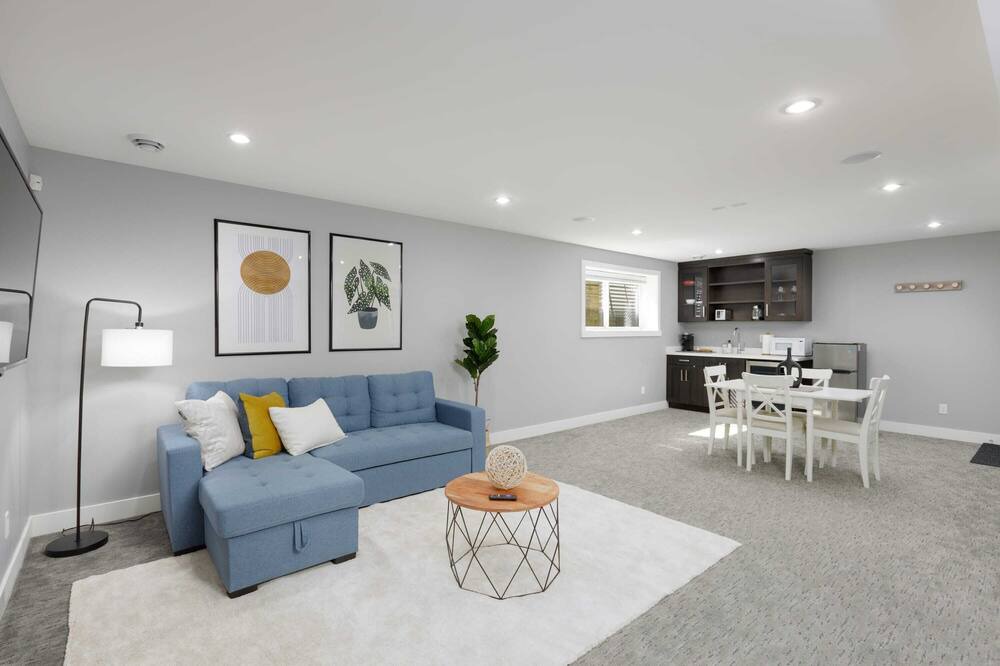 Photo of Livingroom in Lynn Valley