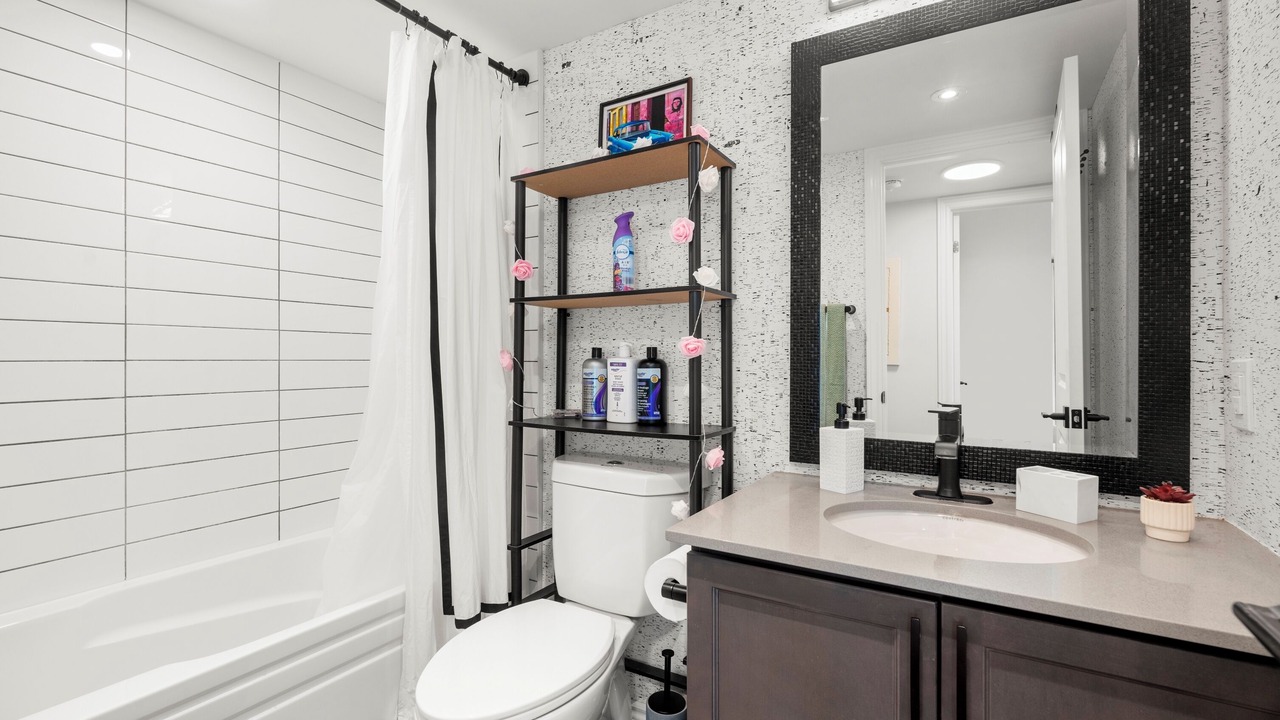 Photo of Bathroom in Long Branch