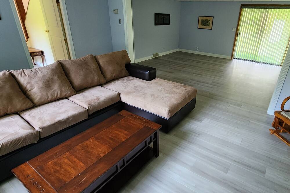 Photo of Livingroom in Gibsons