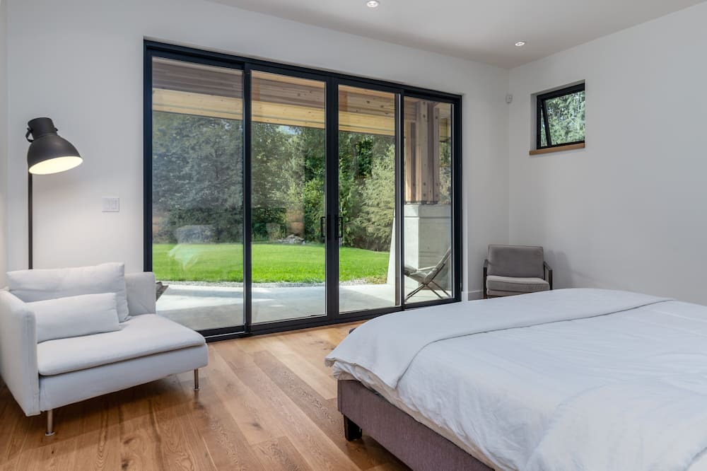 Photo of Bedroom in Brackendale