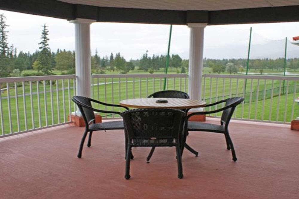 Photo of Patio Balcony in East Kootenay