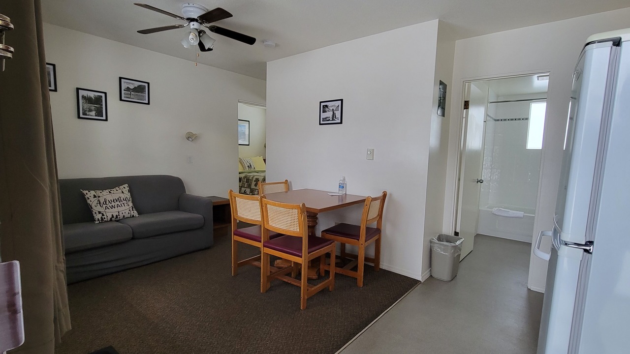 Photo of Bedroom in Radium Hot Springs