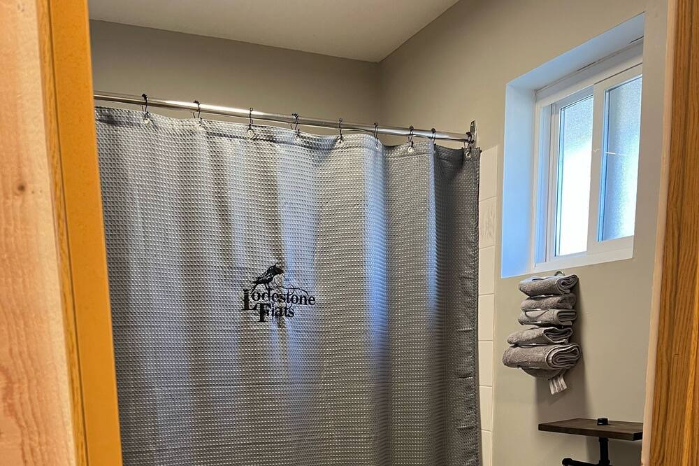 Photo of Bathroom in Okanagan-Similkameen