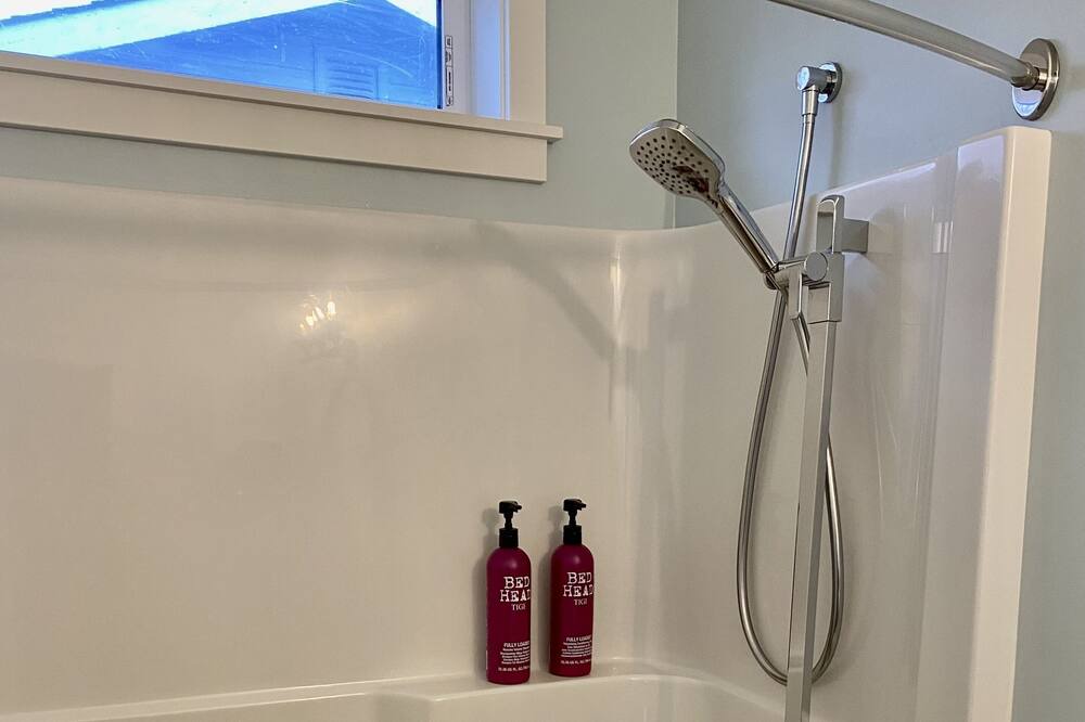 Photo of Bathroom in South Central