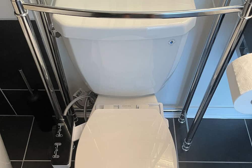 Photo of Bathroom in Crosstown