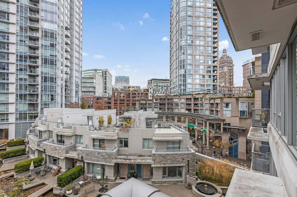 Photo of Outdoor in Crosstown
