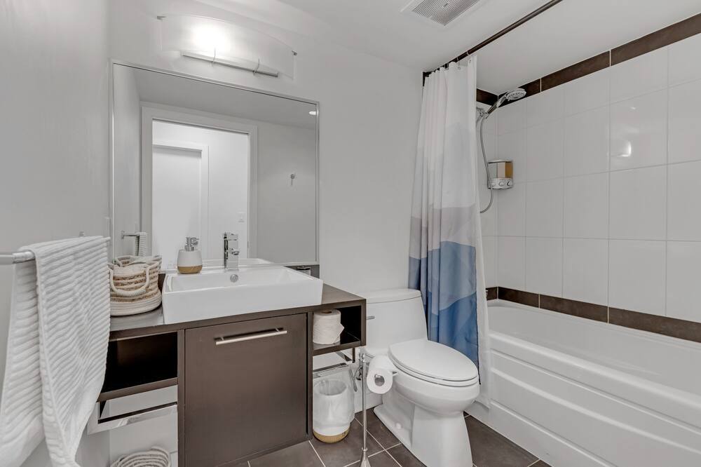 Photo of Bathroom in Crosstown