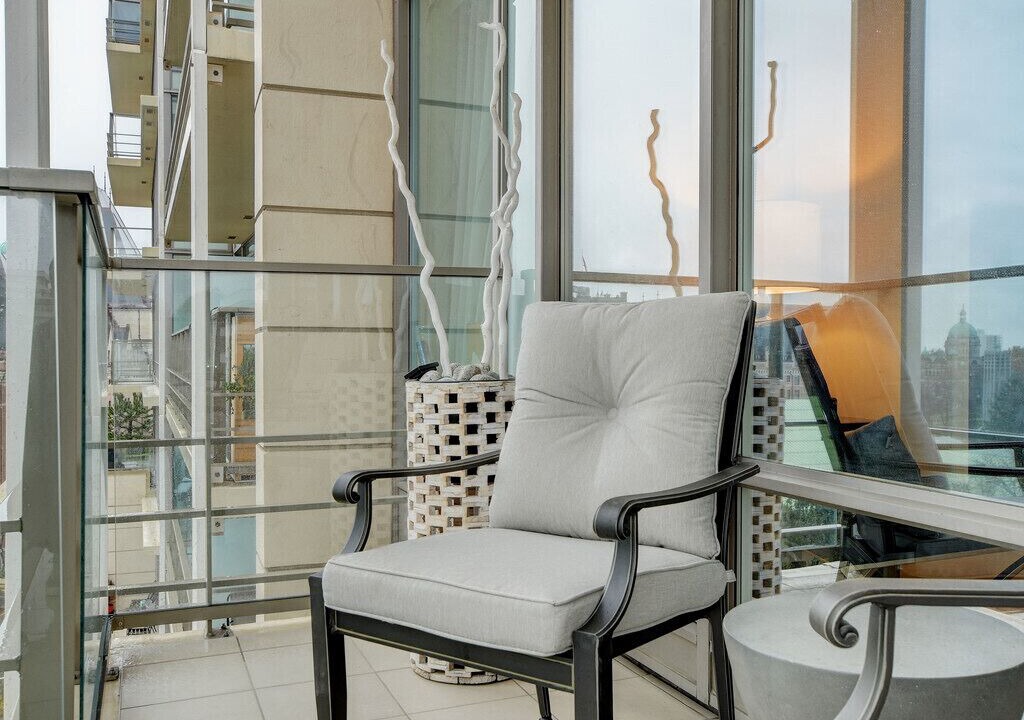 Photo of Patio Balcony in Downtown Victoria