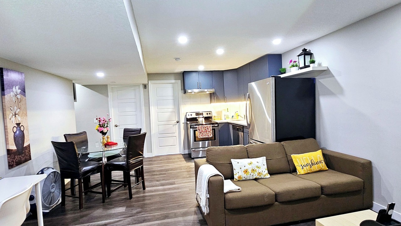 Photo of Livingroom in Southeast Calgary