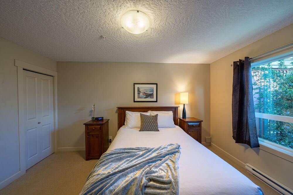Photo of Bedroom in Sooke