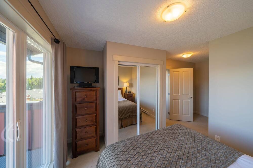 Photo of Bedroom in Sooke