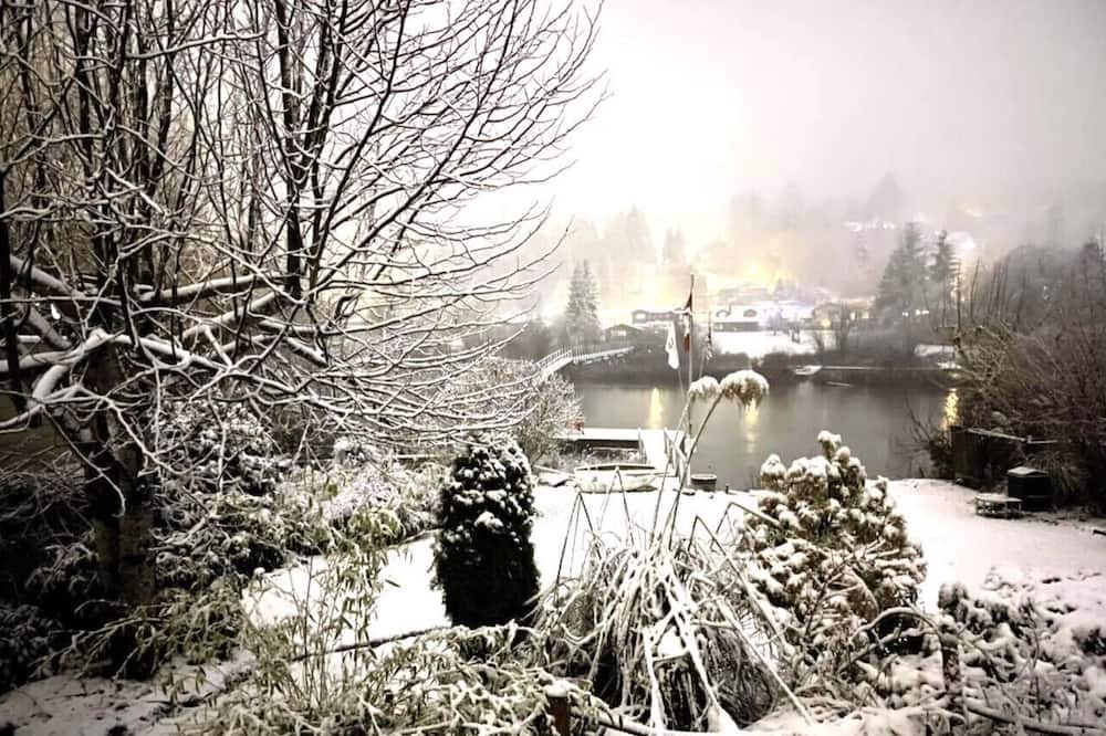 Photo of Outdoor in Lake Cowichan