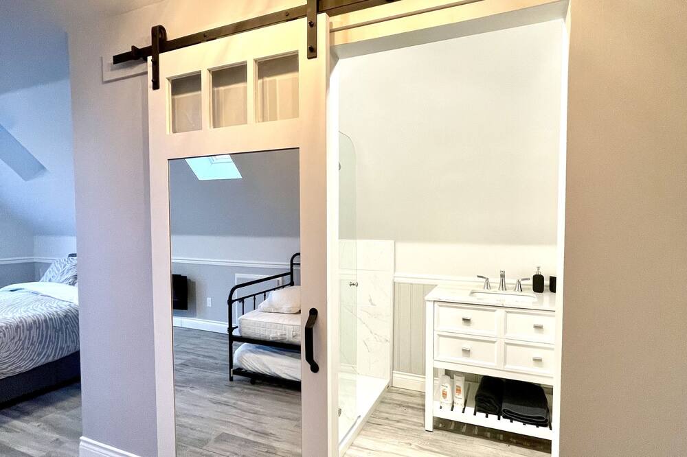 Photo of Bedroom in Central Okanagan