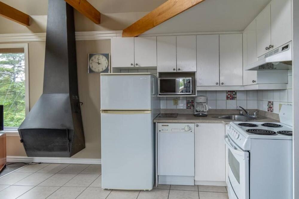 Photo of Kitchen in East Kootenay