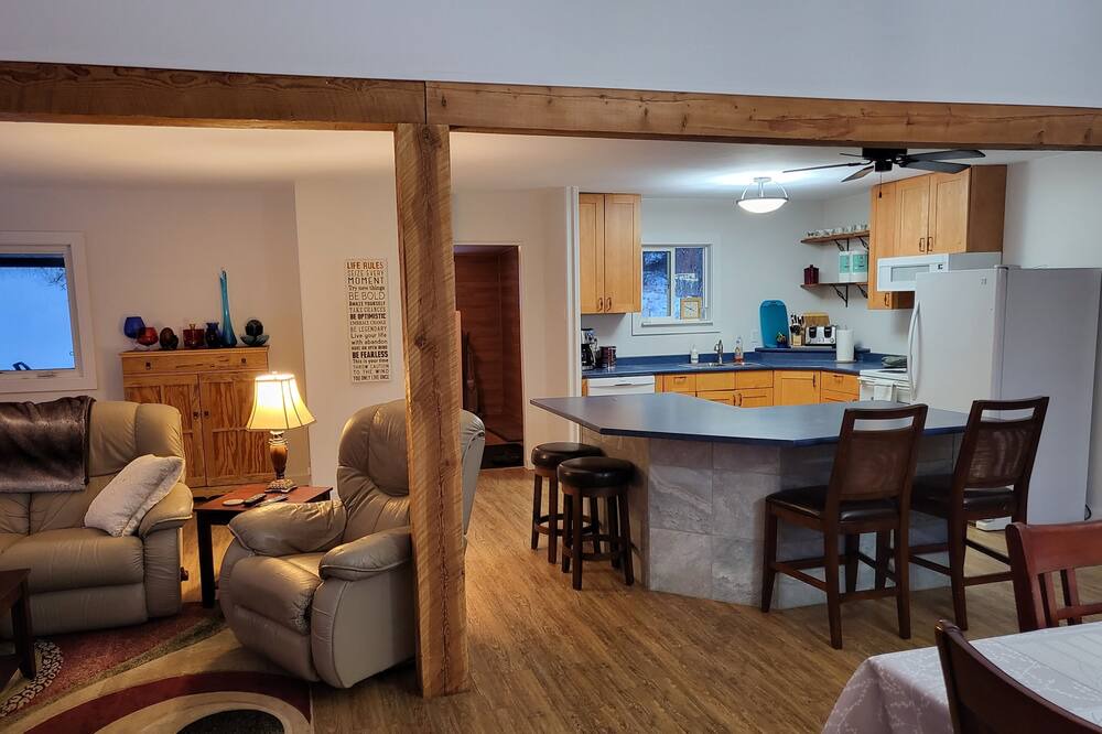Photo of Livingroom in Blind Bay