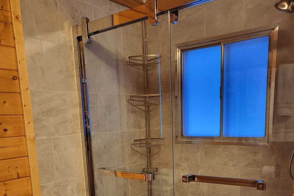 Photo of Bathroom in Blind Bay