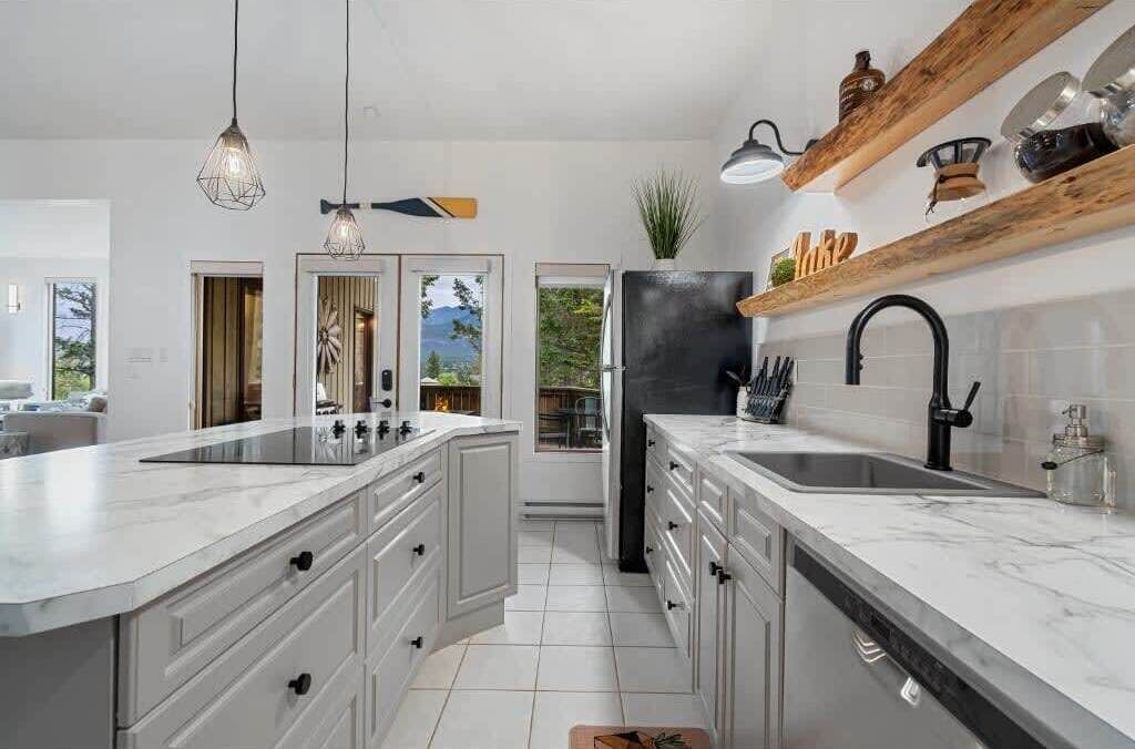 Photo of Kitchen in Invermere