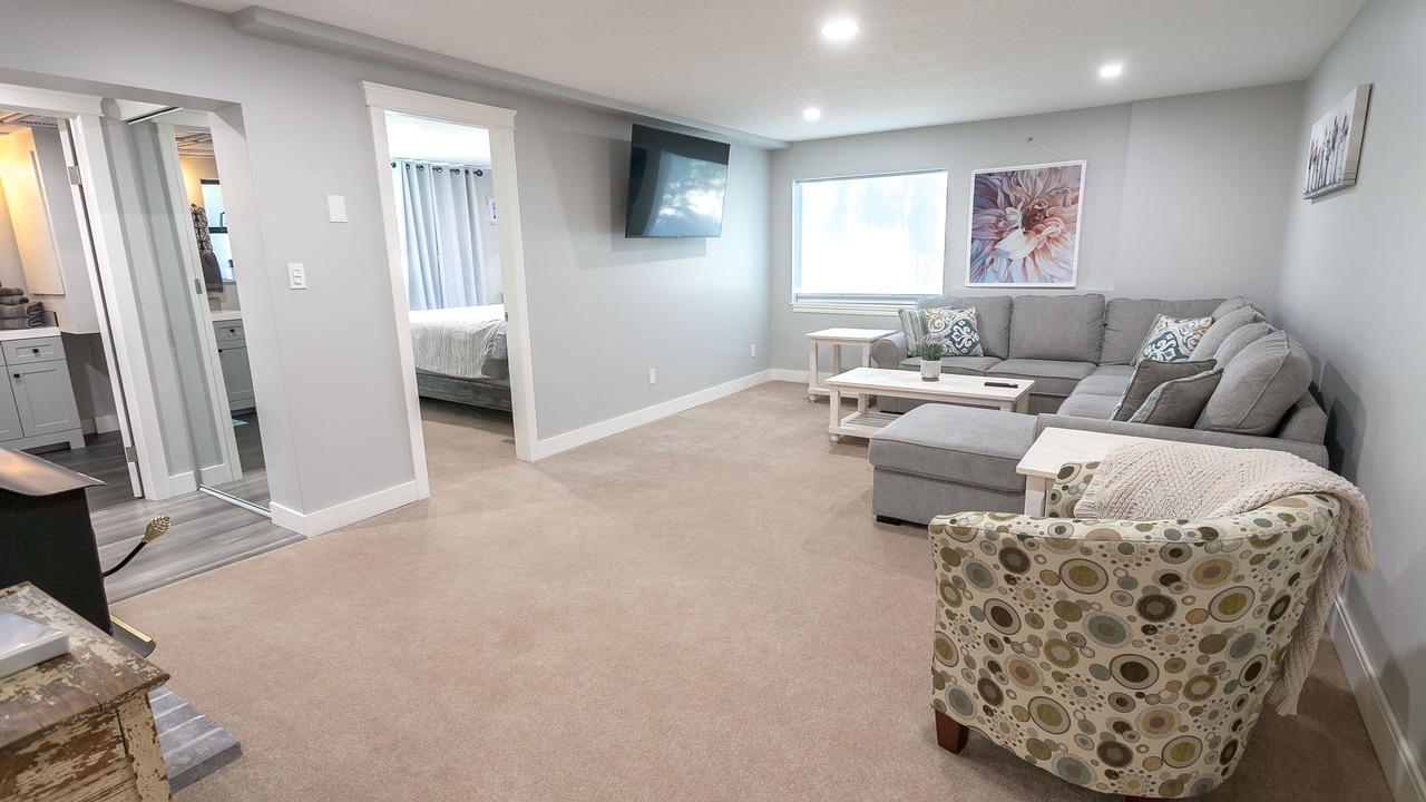 Photo of Livingroom in Campbell River