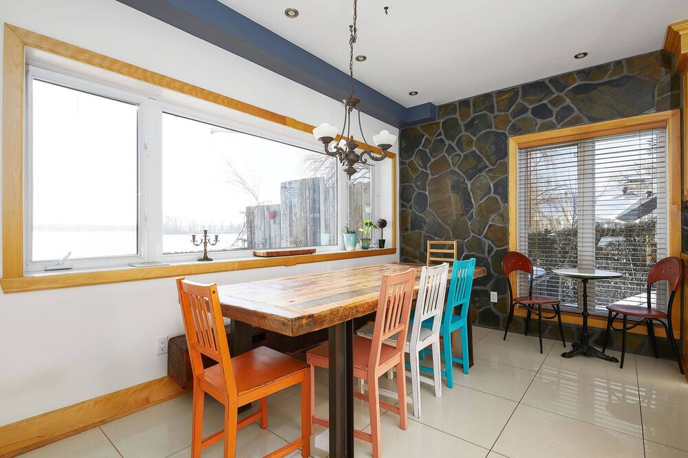 Photo of Kitchen in Pincourt