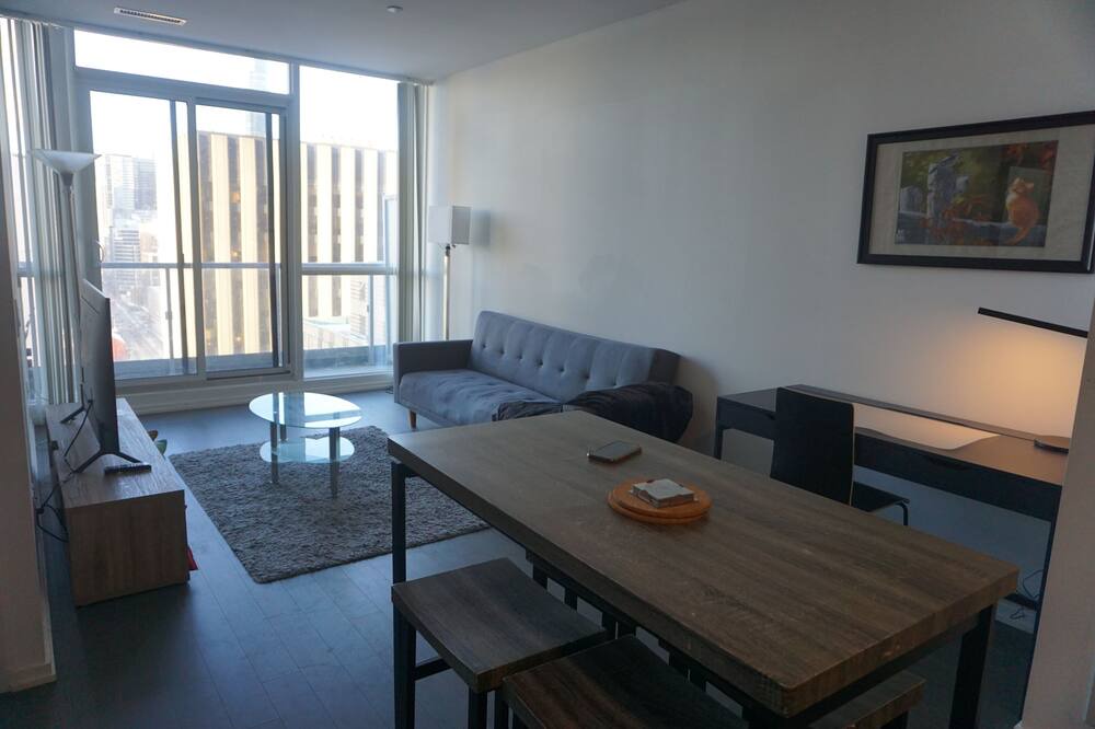 Photo of Livingroom in Financial District