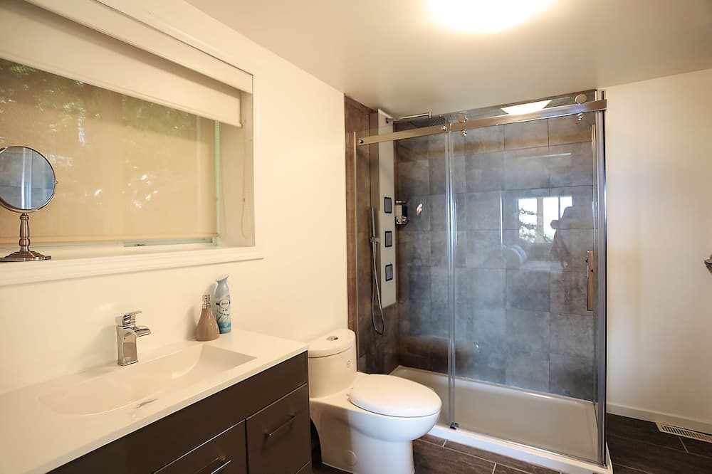 Photo of Bathroom in Westbank