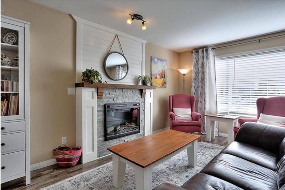 Photo of Livingroom in Central Okanagan