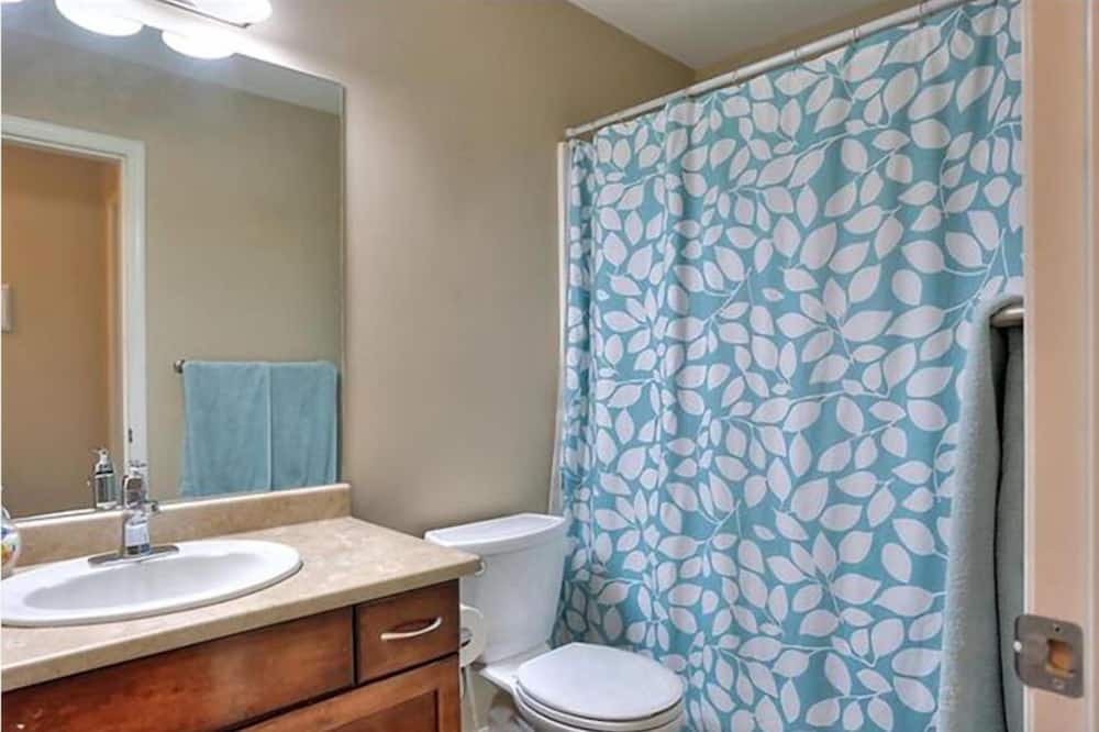 Photo of Bathroom in Central Okanagan