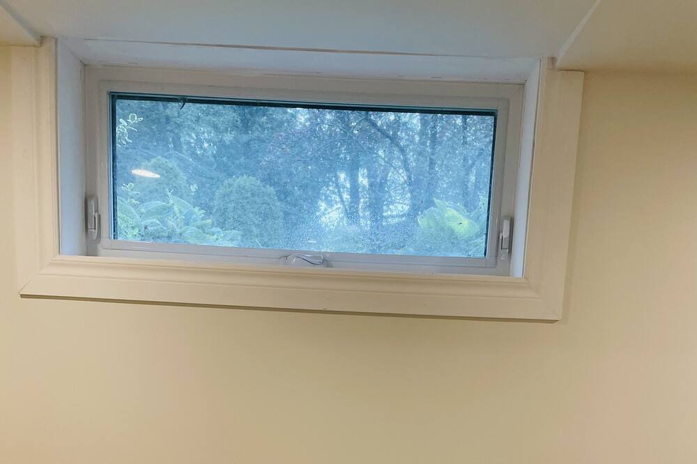 Photo of Bedroom in Lakeview