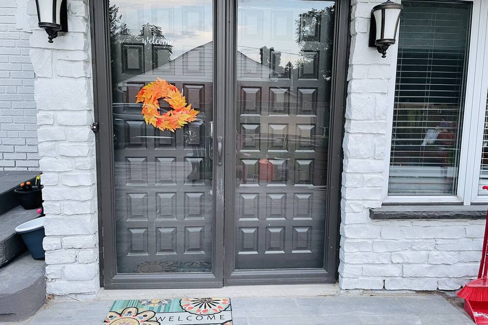 Photo of Outdoor in Lakeview