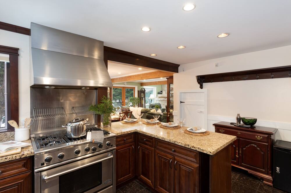 Photo of Kitchen in Whistler Cay Estates