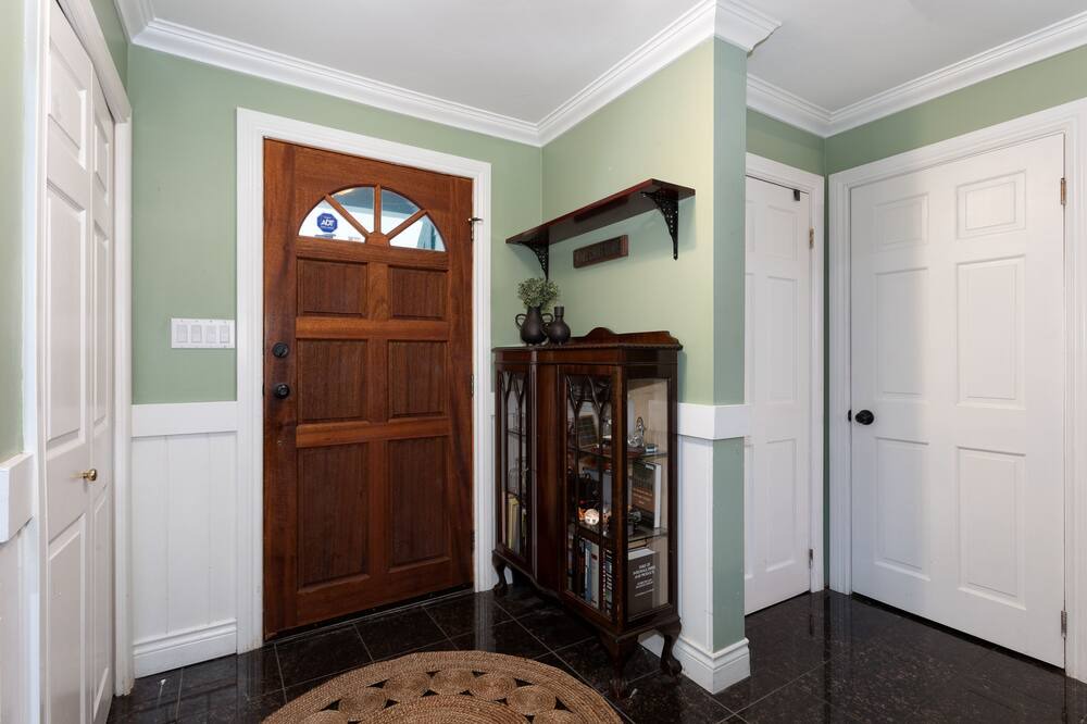 Photo of Bedroom in Whistler Cay Estates