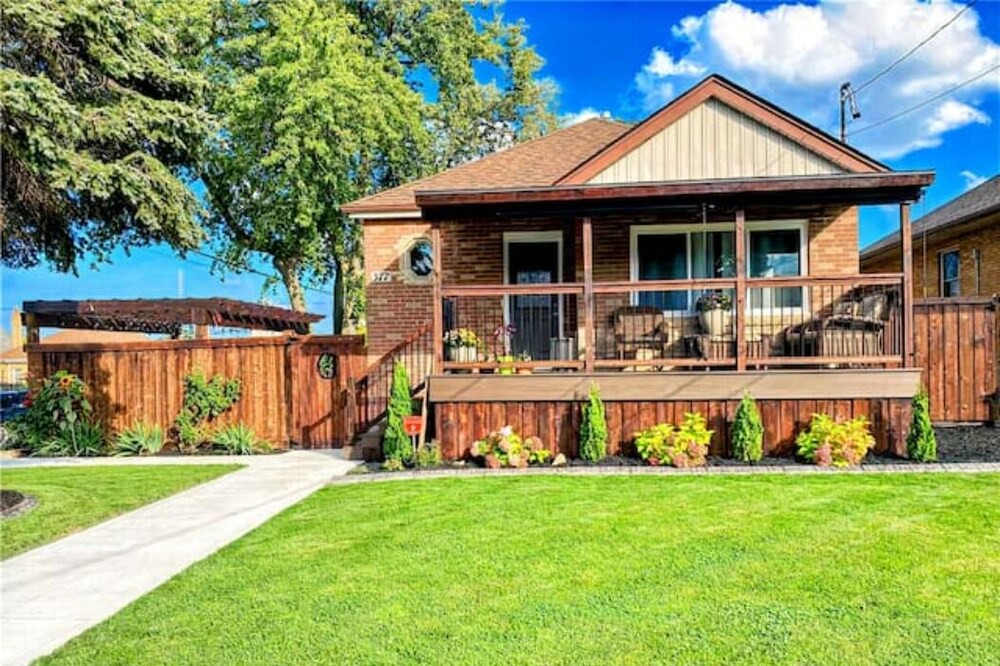 Photo of Outdoor in Hamilton