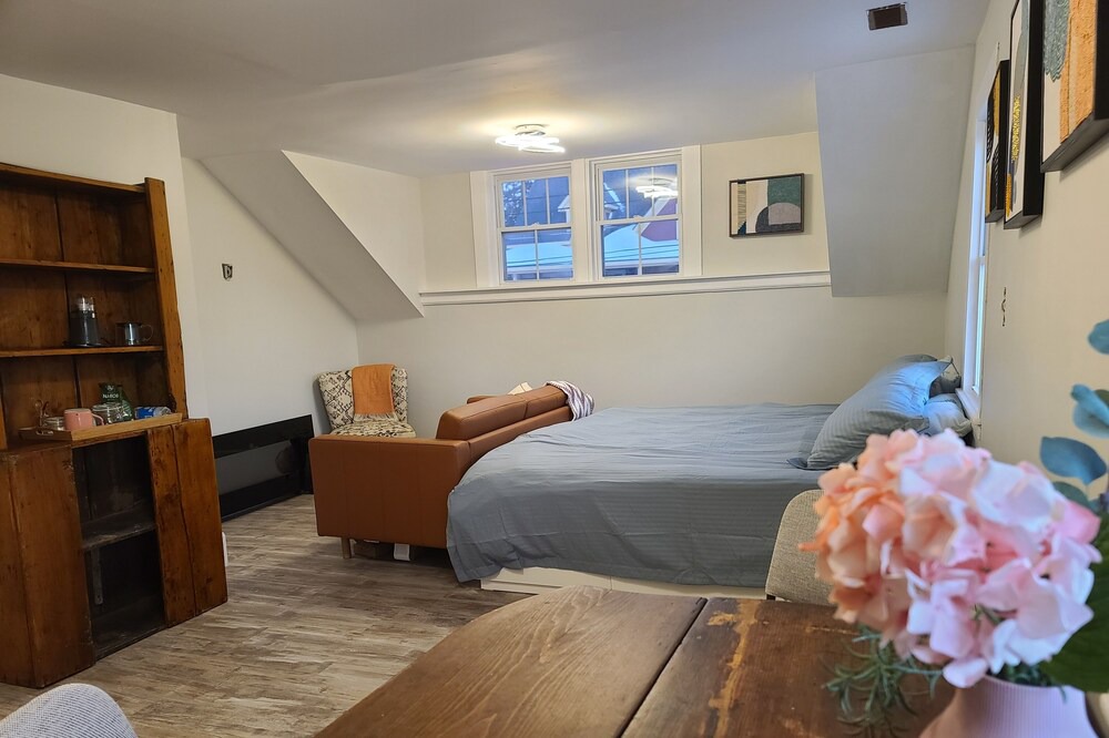 Photo of Bedroom in Hall's Harbour