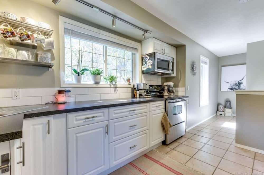 Photo of Kitchen in Central Okanagan