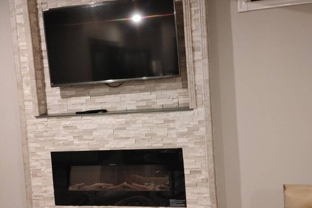 Photo of Livingroom in Evanston