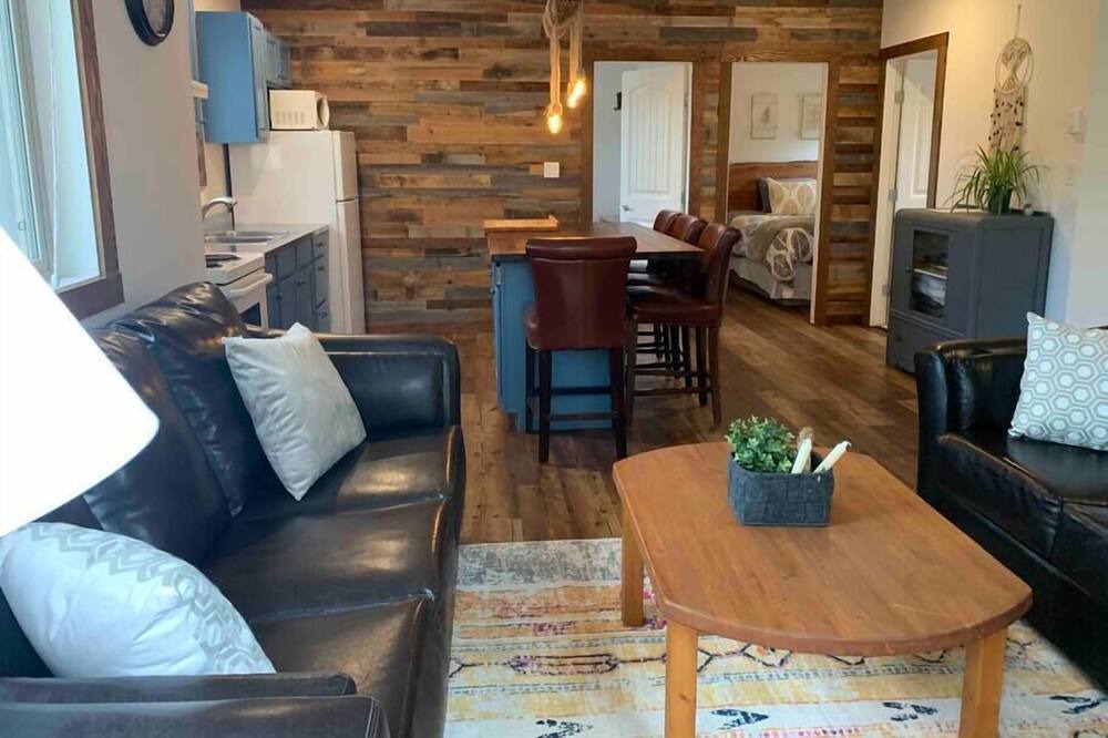 Photo of Bedroom in Okanagan-Similkameen