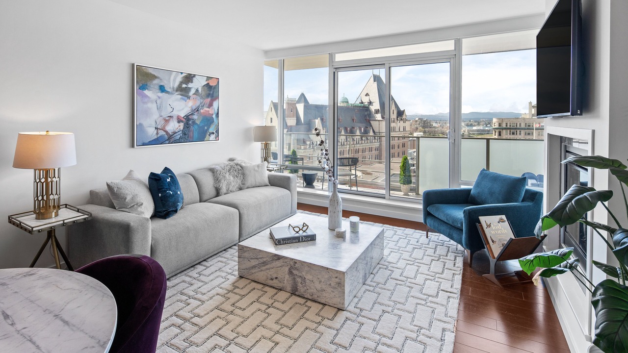 Photo of Livingroom in Downtown Victoria