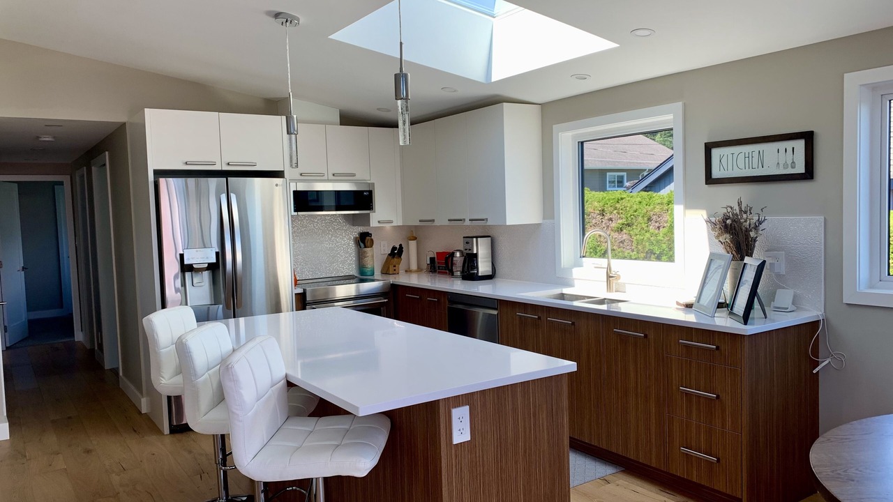 Photo of Kitchen in Courtenay