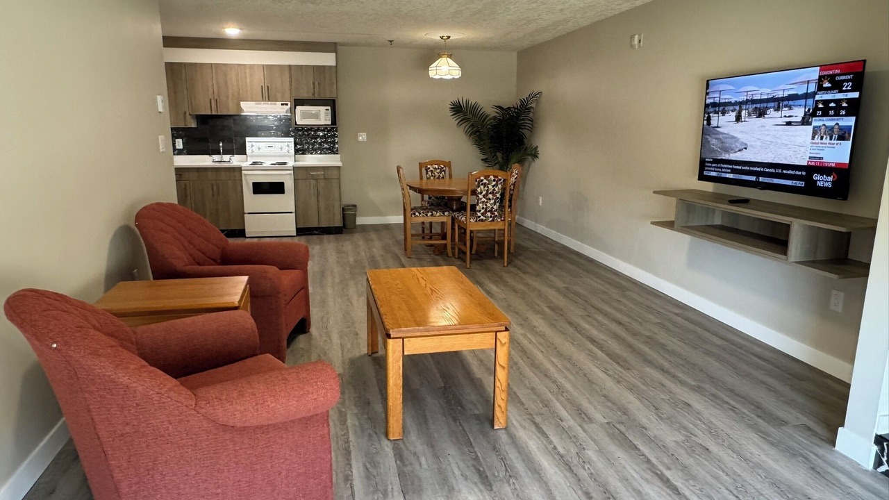 Photo of Livingroom in Leduc