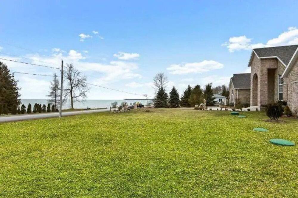 Photo of Outdoor in Carrying Place