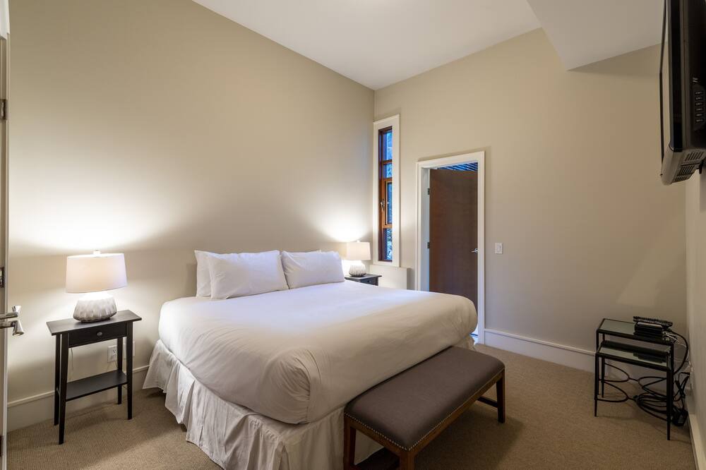 Photo of Bedroom in Whistler