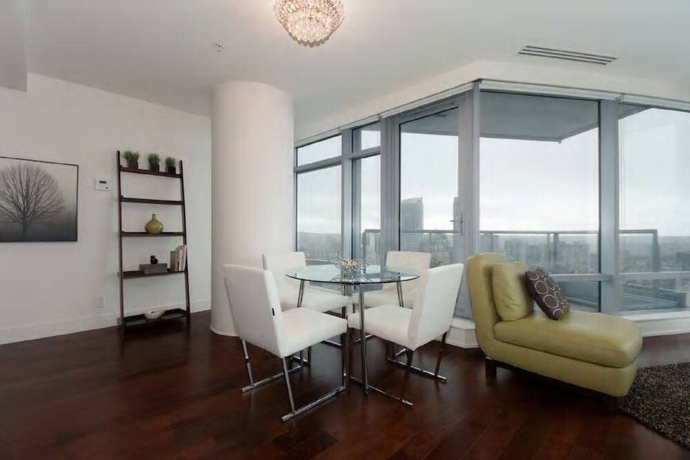 Photo of Livingroom in Downtown Vancouver