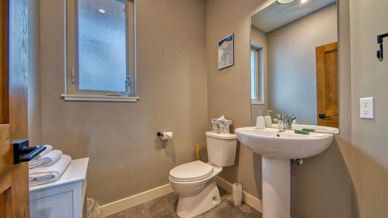 Photo of Bathroom in Sun Peaks