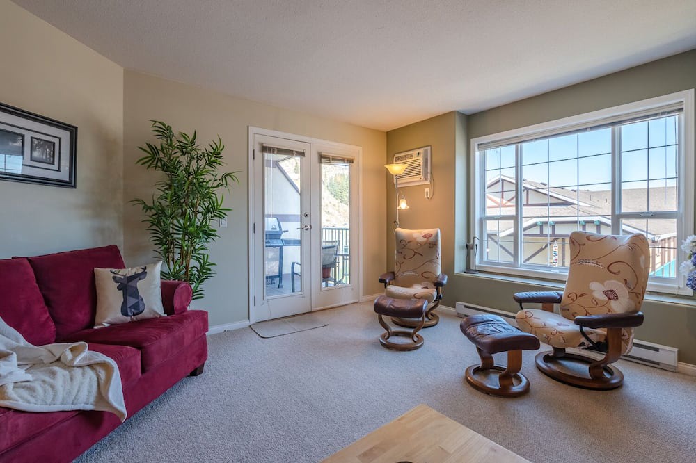 Photo of Livingroom in Okanagan-Similkameen