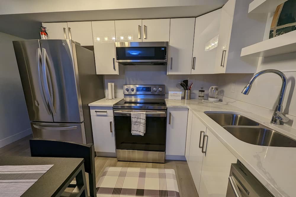 Photo of Kitchen in Guildford