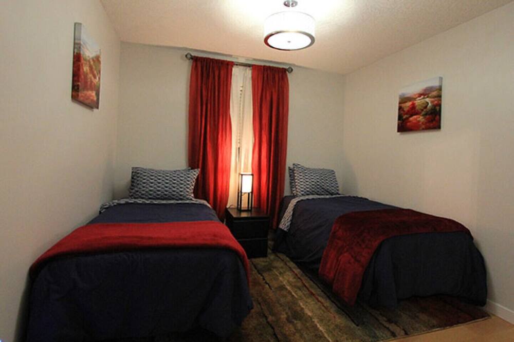 Photo of Bedroom in Oaklands