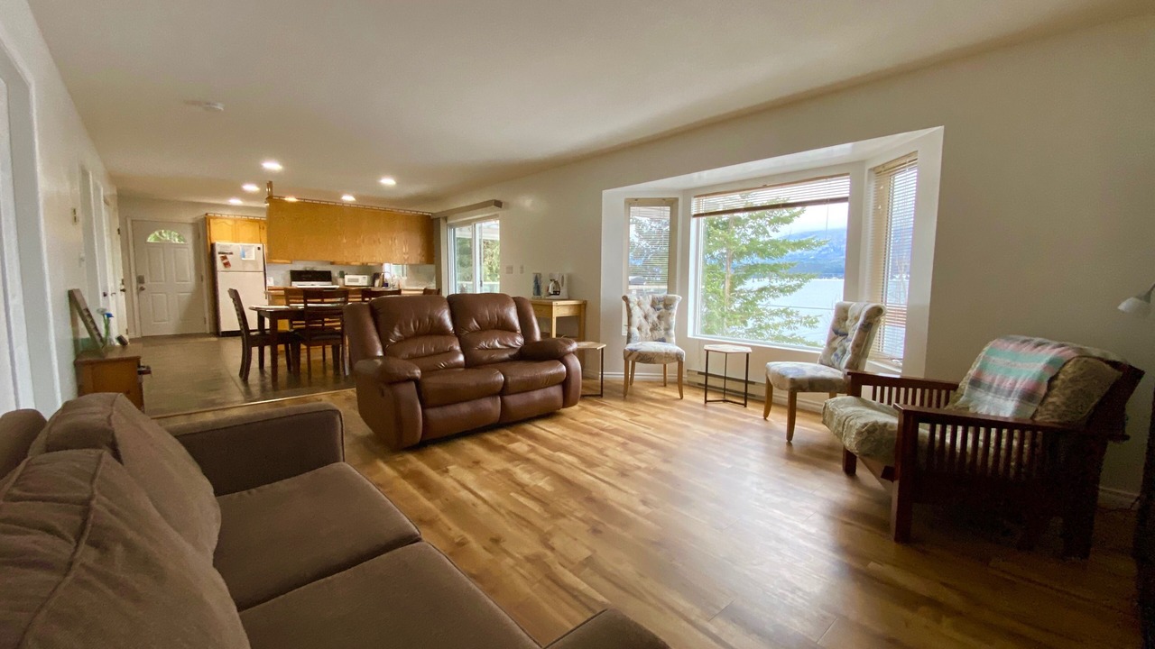 Photo of Livingroom in Blind Bay