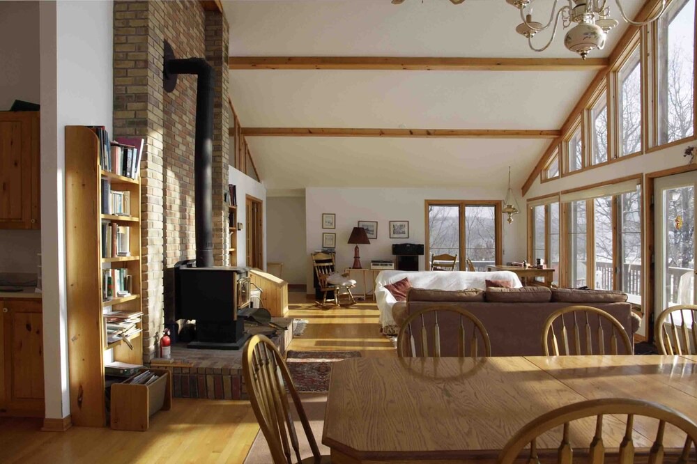 Photo of Livingroom in Northfield