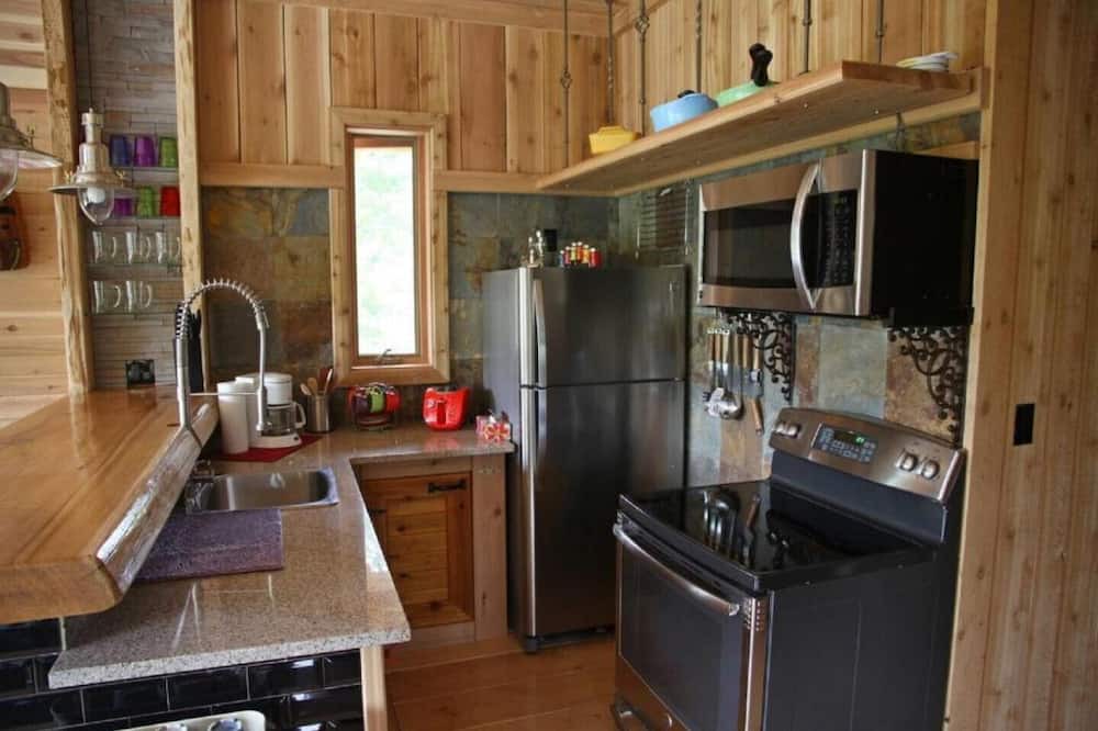 Photo of Kitchen in Moricetown
