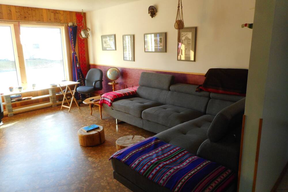 Photo of Livingroom in Whitehorse